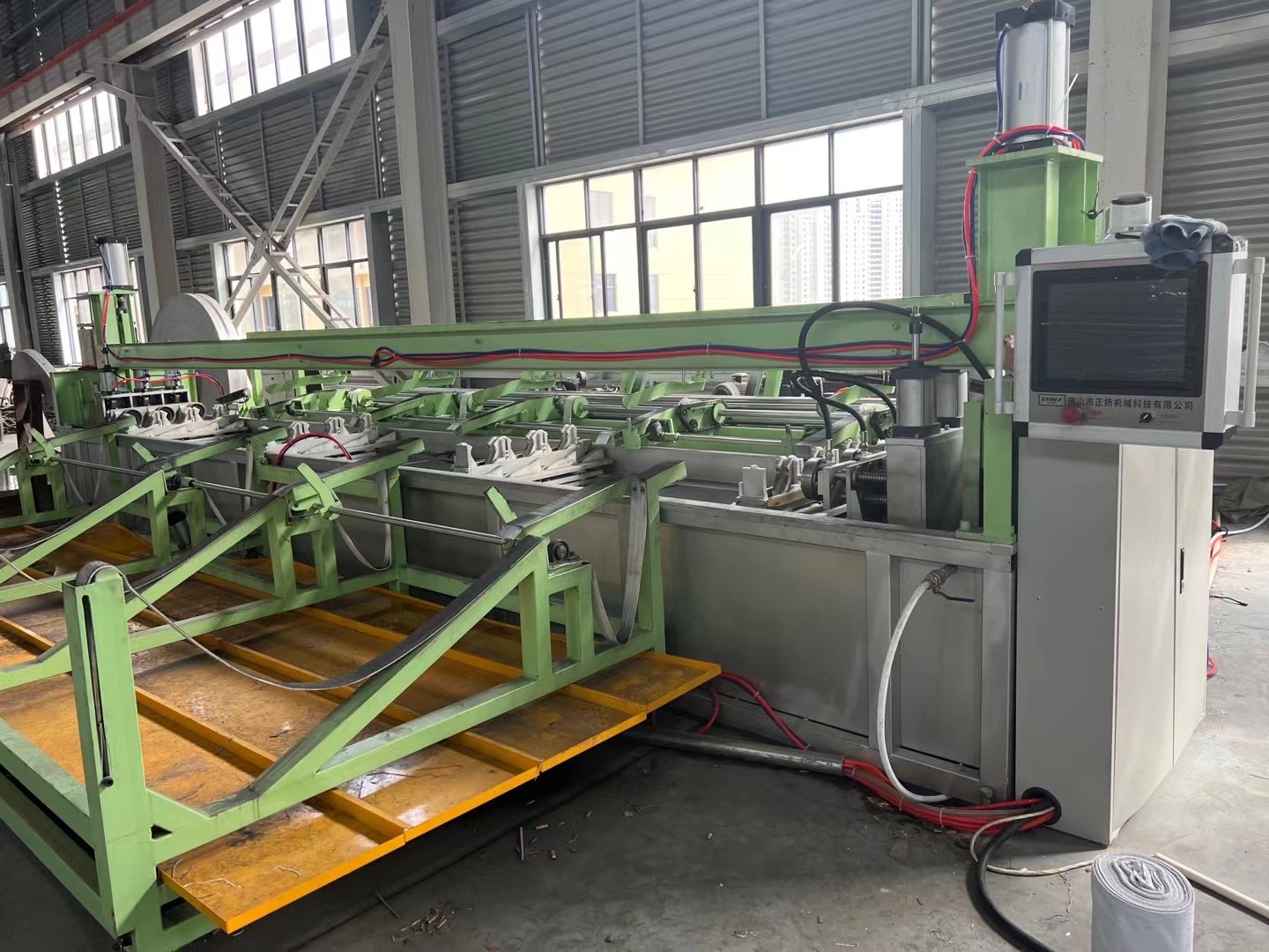 hydrostatic testing machine