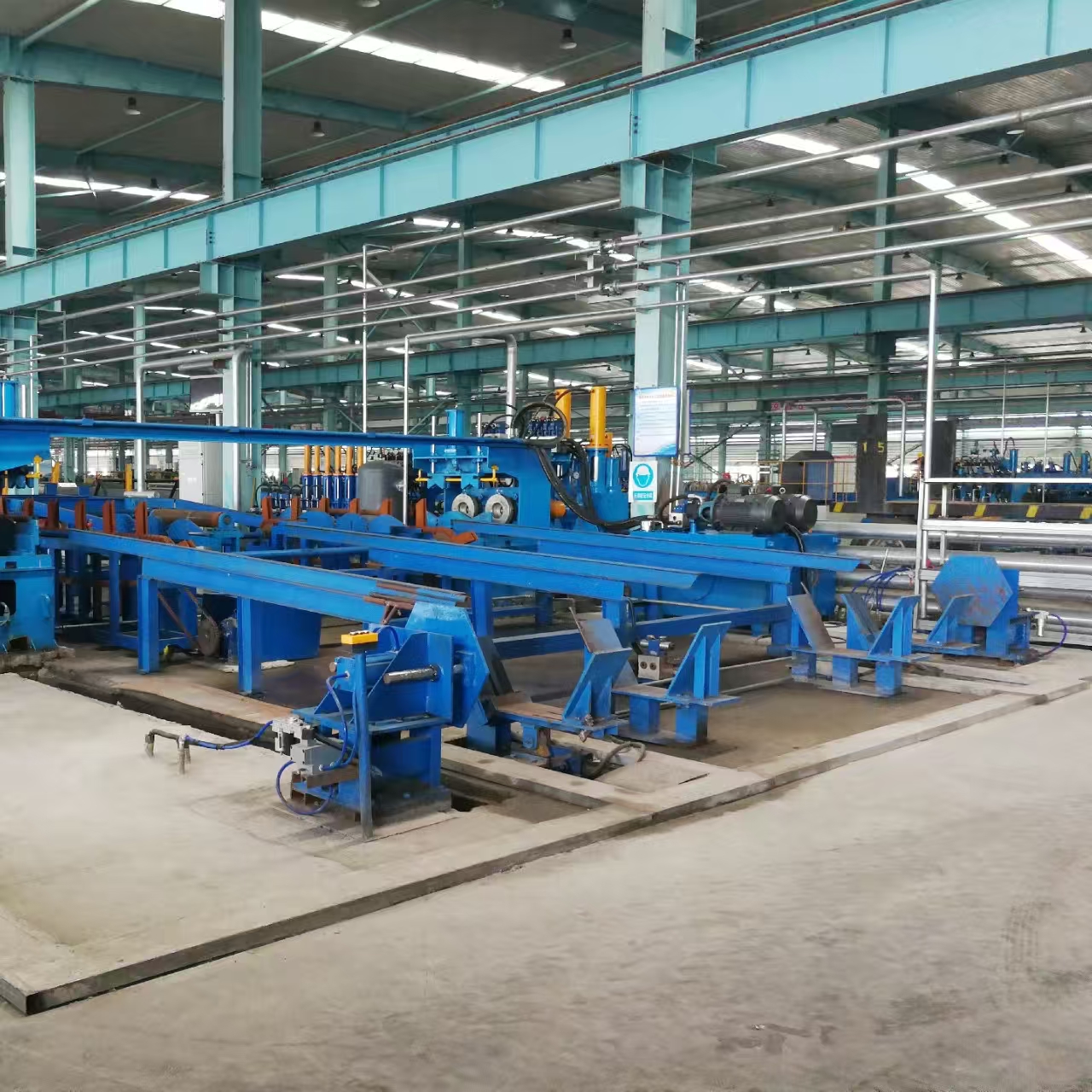 Pipe pressure testing machine