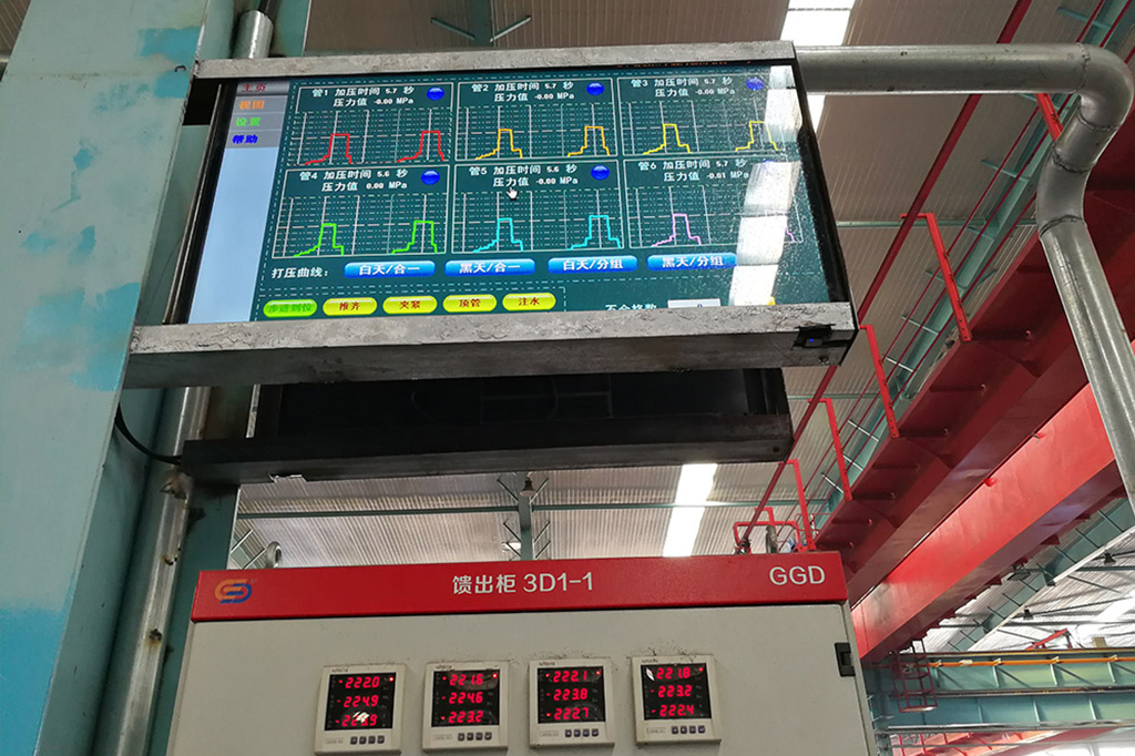Pipe pressure testing machine